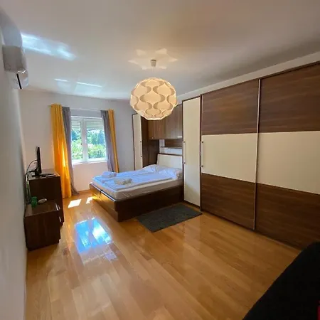 Apartment Christina Apartment Moscenicka Draga